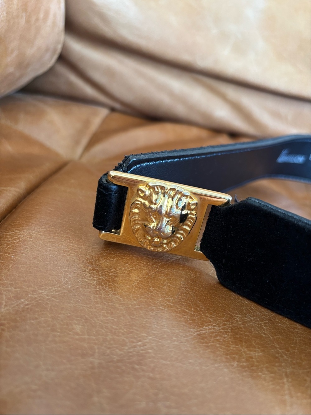 Vermillion Black Suede Belt Gold Lion Buckle Made in Canada Old Money Vintage - Picture 5 of 10
